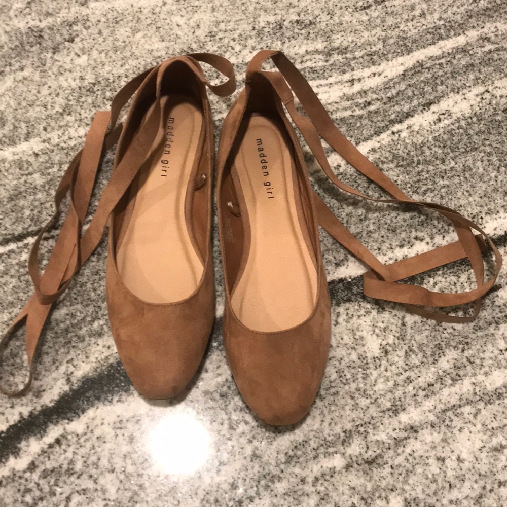 Madden girl flats size 10
